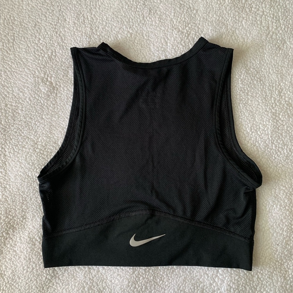 Nike Mesh Black crop top